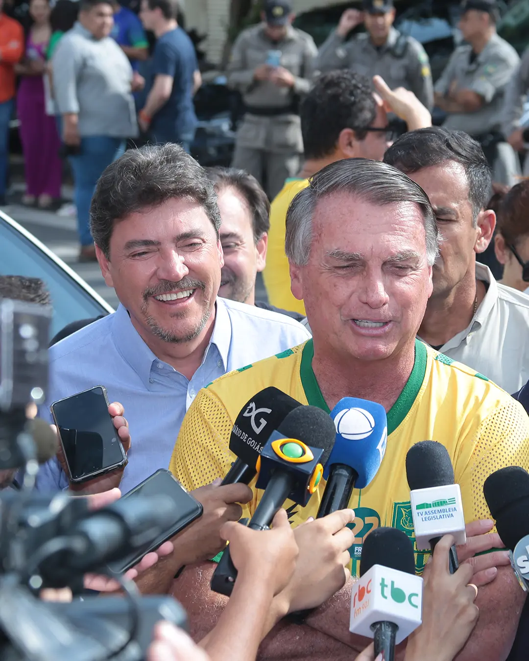 Wilder Morais com o time do 22
